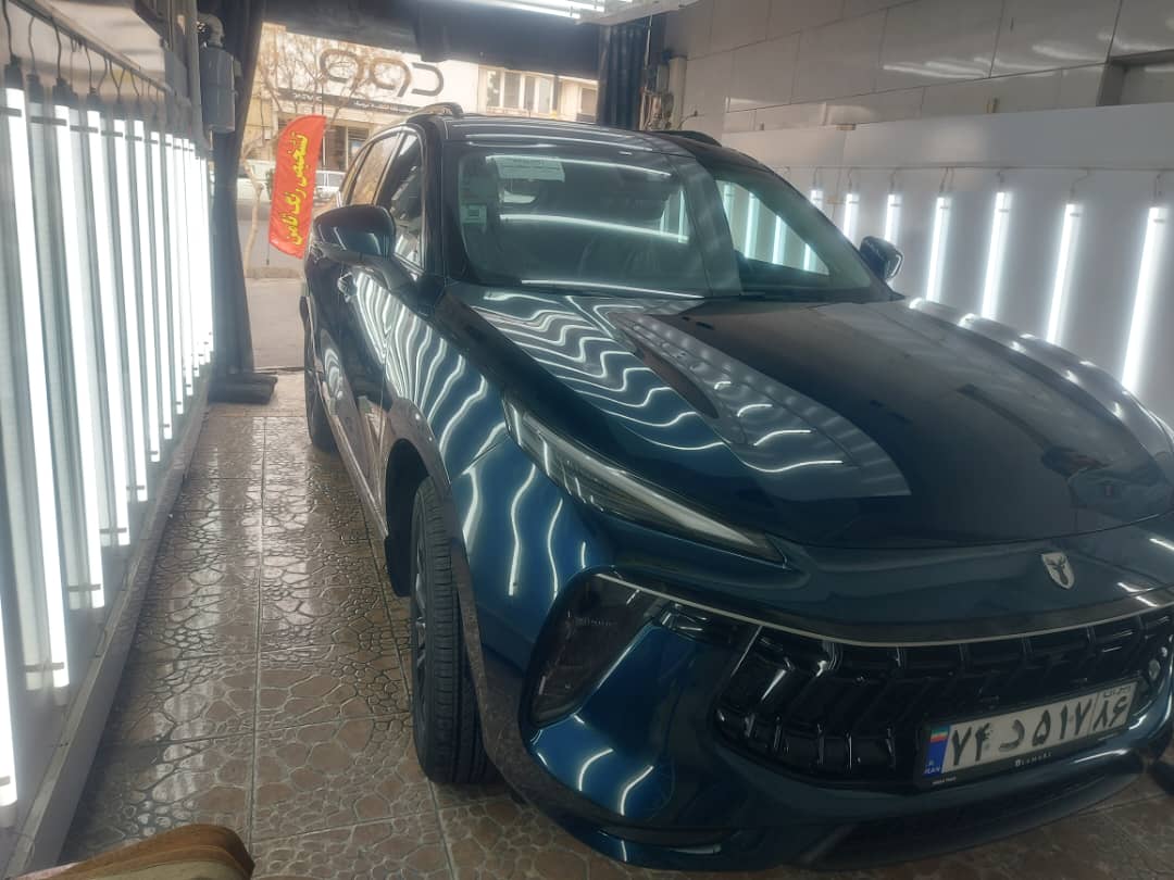 بررسی رنگ‌شدگی بدنه خودرو